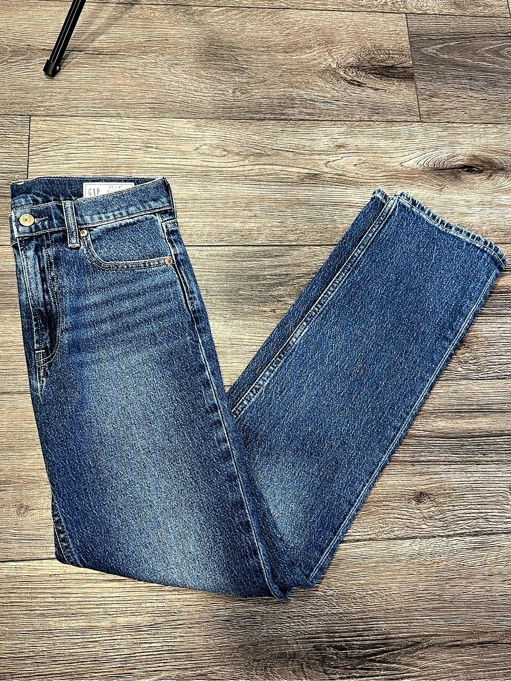 Gap '90s Straight High Rise High Rise Straight Leg Jeans in Blue Waist 27